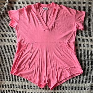 Bucket List size Large Hot Pink Romper